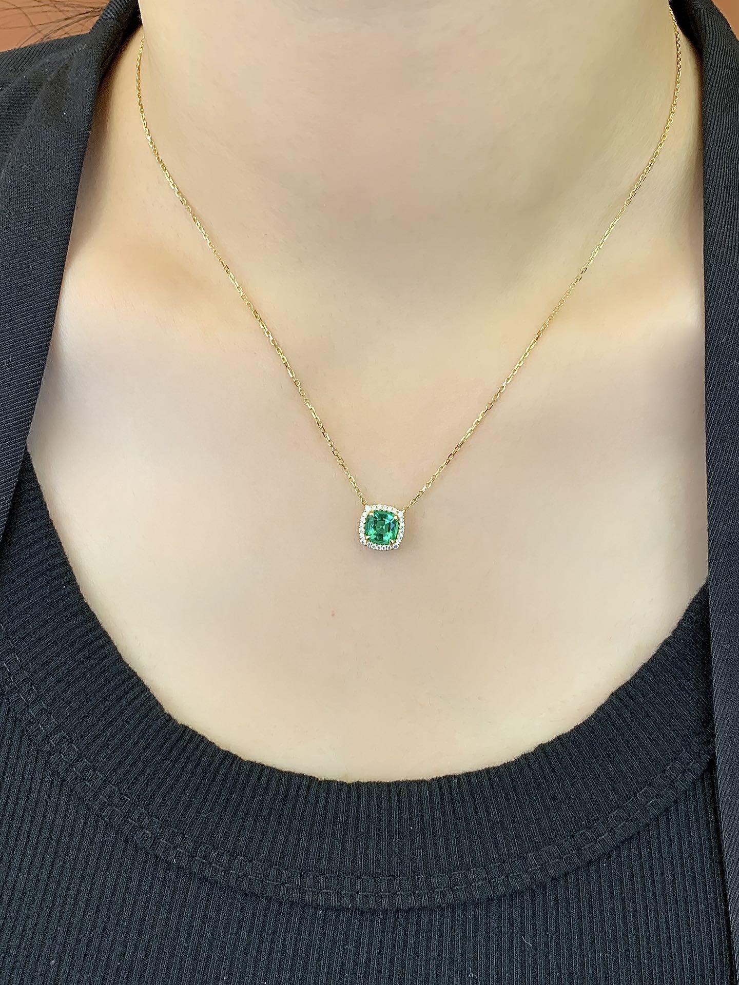 Noor Emerald Frame