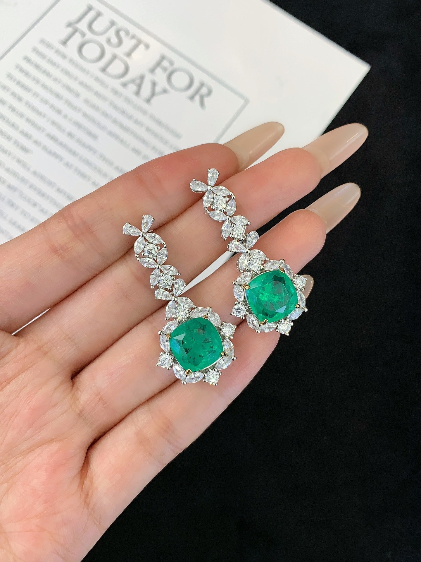 Soraya Studs