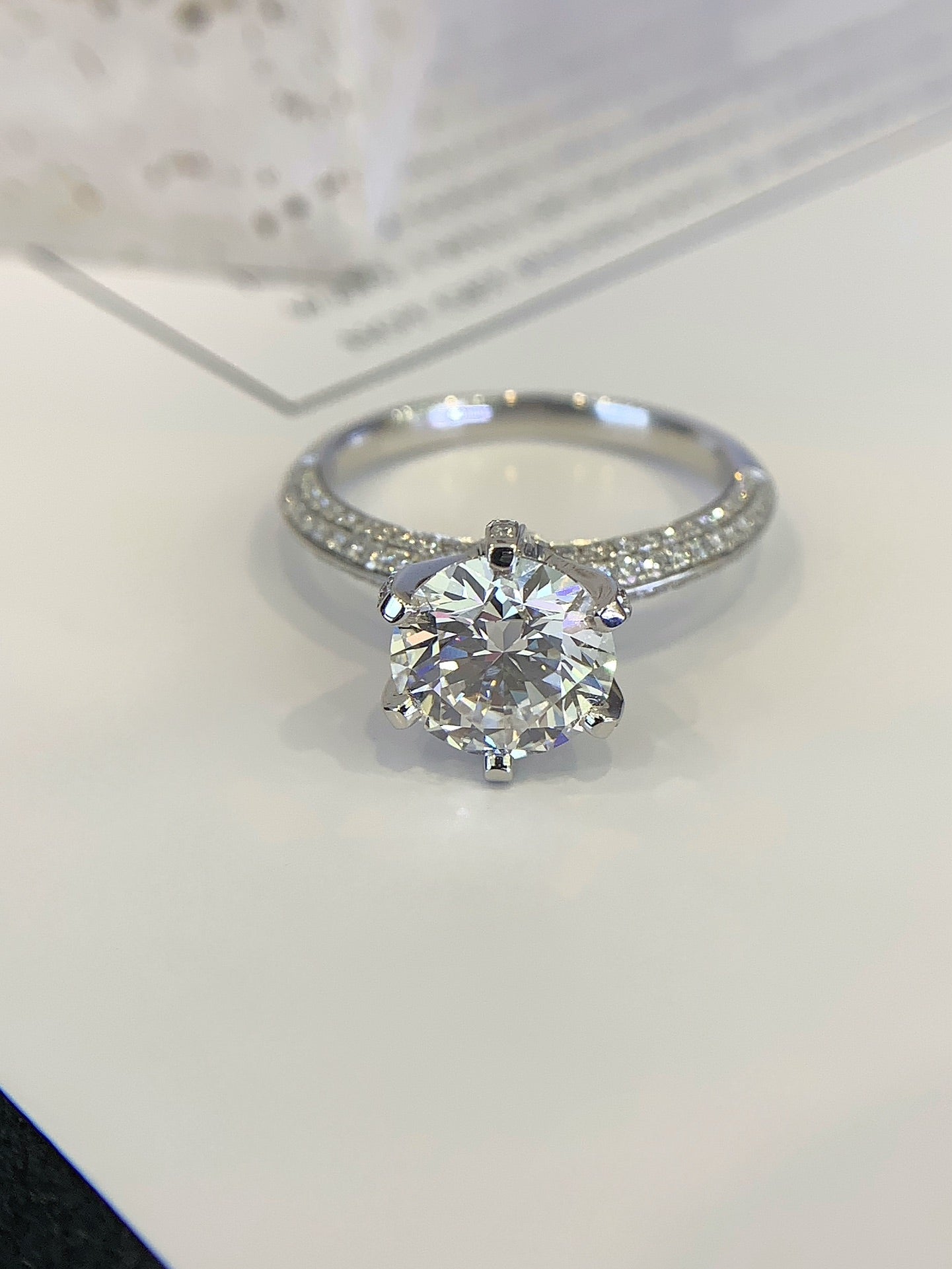 Lustre Crown