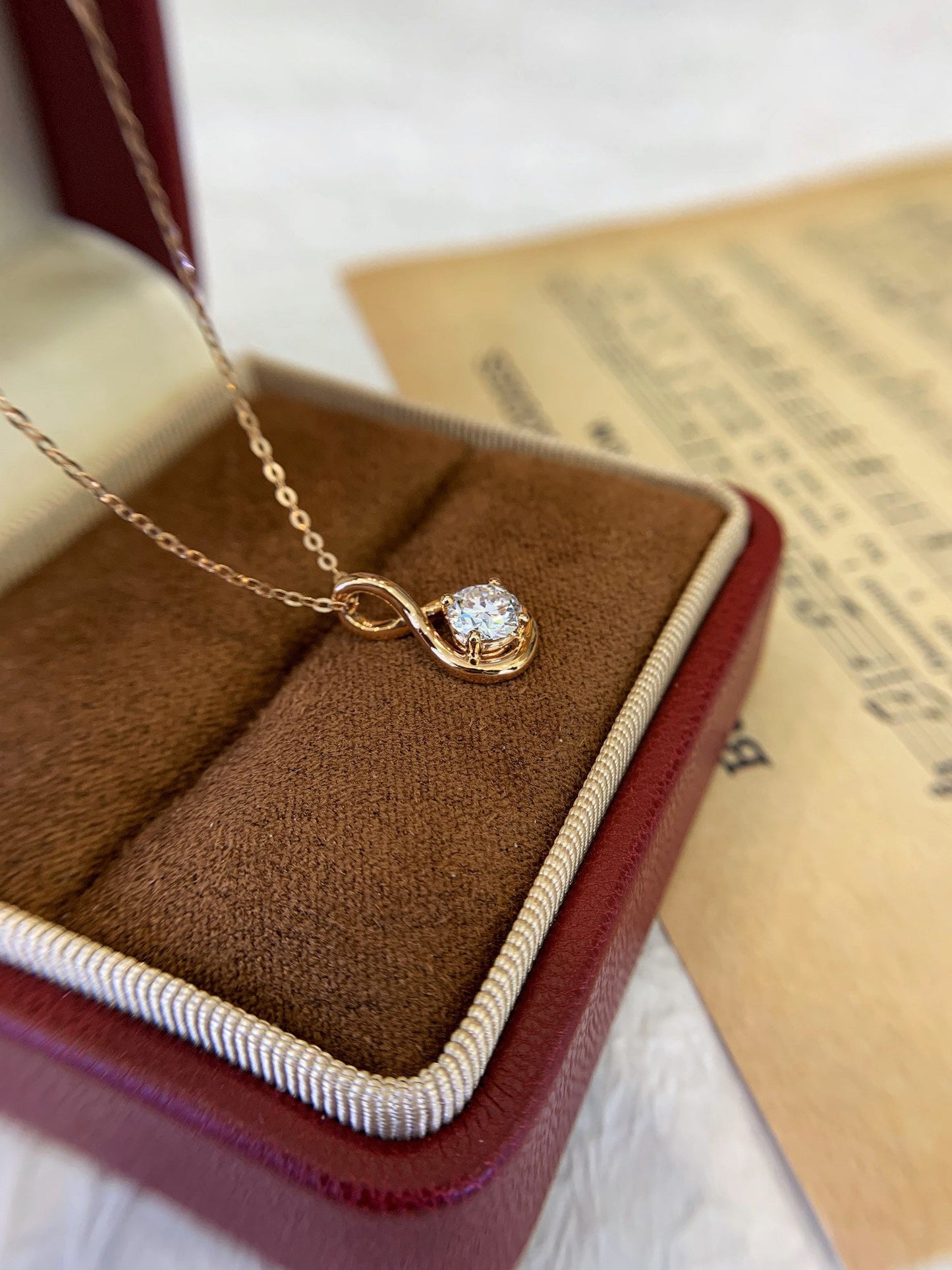 Rose Swirl Solitaire
