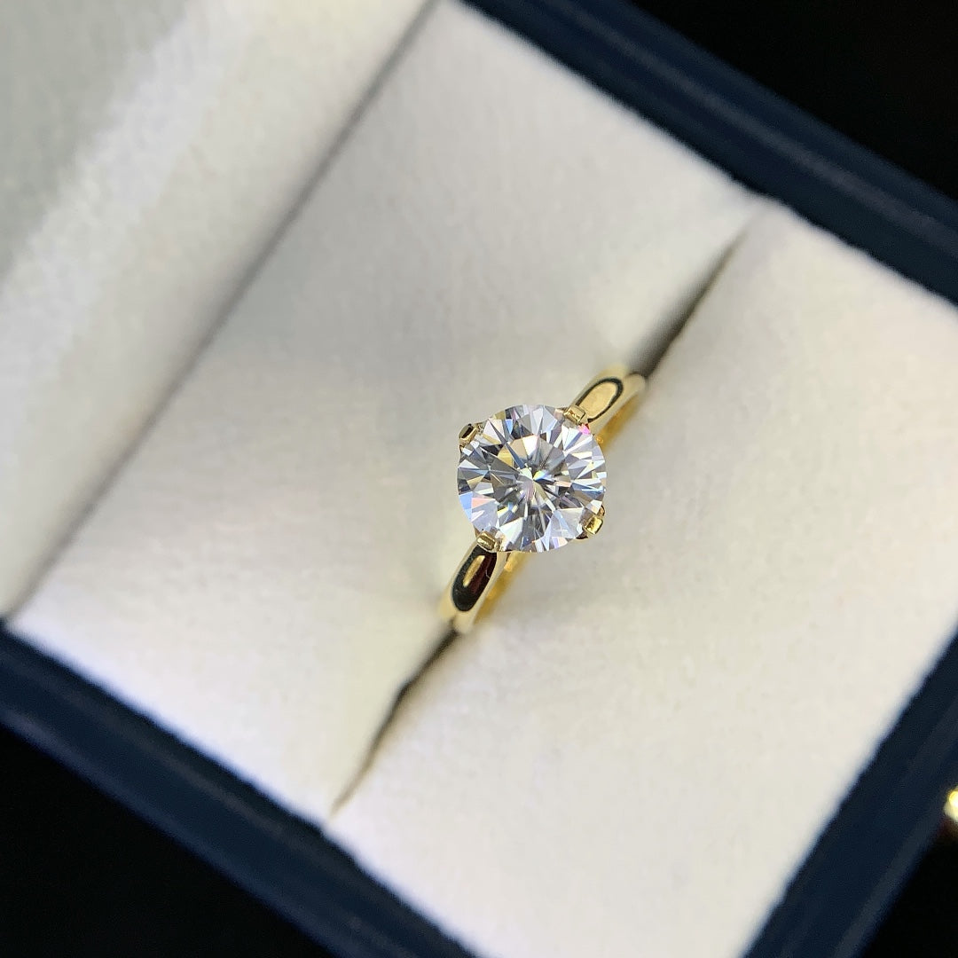 Sunlit Solitaire