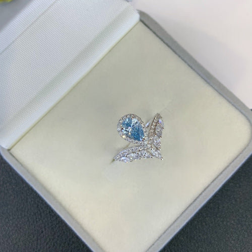 Aqua Crown