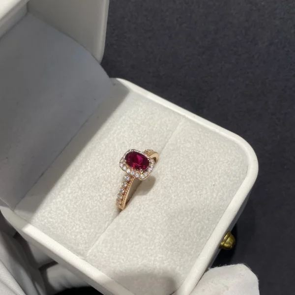 Stunning Gold Ring with Ruby and Diamond Accents - Image 5