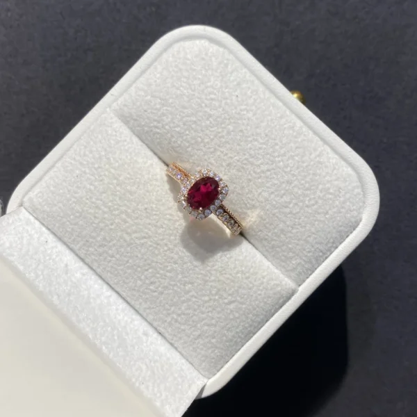 Stunning Gold Ring with Ruby and Diamond Accents - Image 2